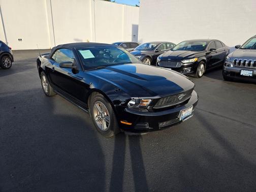 2011 Ford Mustang V6 Premium