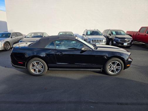 2011 Ford Mustang V6 Premium