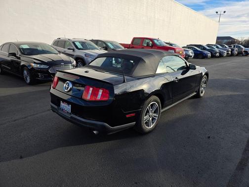 2011 Ford Mustang V6 Premium