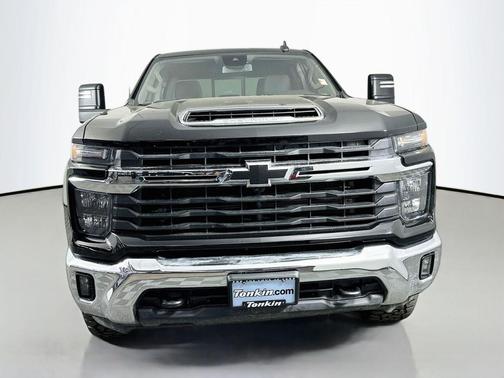 Black 2024 Chevrolet Silverado 2500 LT