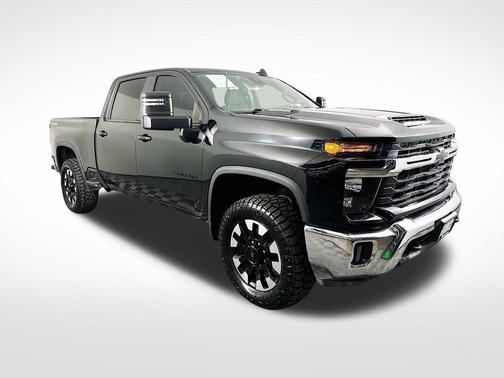 Black 2024 Chevrolet Silverado 2500 LT