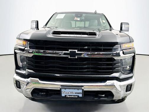 Black 2024 Chevrolet Silverado 2500 LT