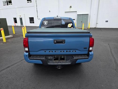 Cavalry Blue 2019 Toyota Tacoma TRD Off Road