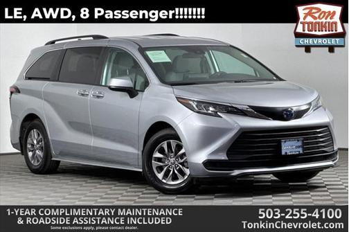 2023 Toyota Sienna LE