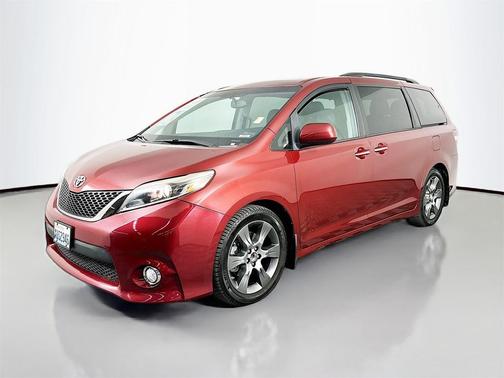 2016 Toyota Sienna SE