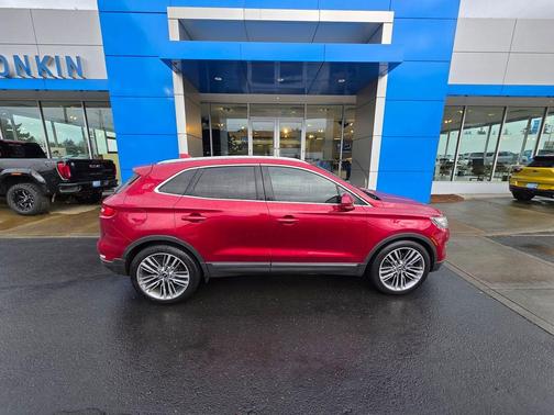 2015 Lincoln MKC Base