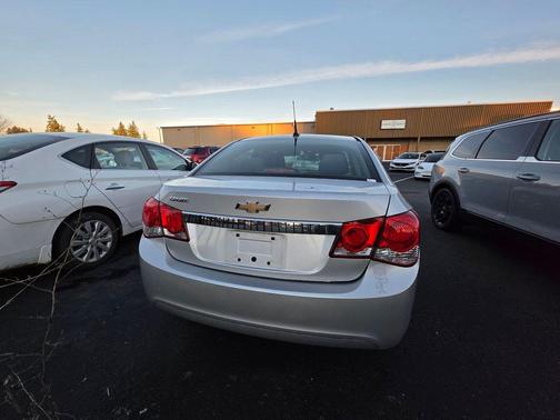2013 Chevrolet Cruze LS