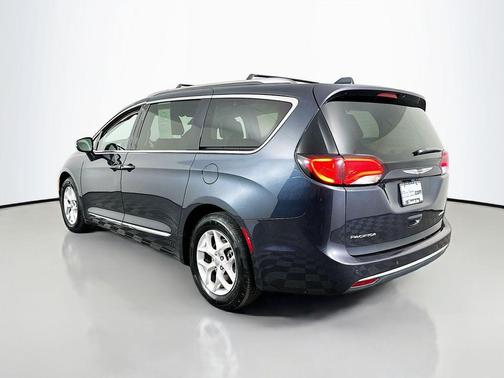 Maximum Steel Metallic Clearcoat 2020 Chrysler Pacifica Limited