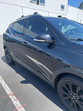 Mosaic Black Metallic 2023 Chevrolet Bolt EUV FWD LT