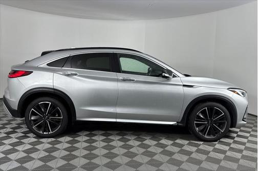2022 INFINITI QX55 ESSENTIAL