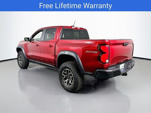 Radiant Red Tintcoat 2026 Chevrolet Colorado ZR2