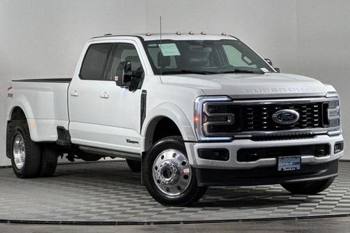 2025 Ford F-450 Platinum