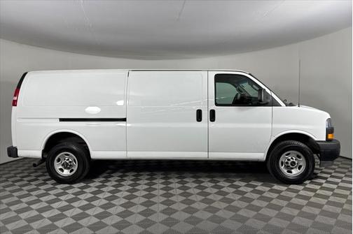 2023 GMC Savana 2500 Work Van