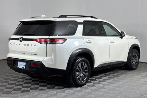 2024 Nissan Pathfinder SV 4WD