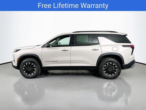 Sandstone Gray 2026 Chevrolet Traverse AWD Z71