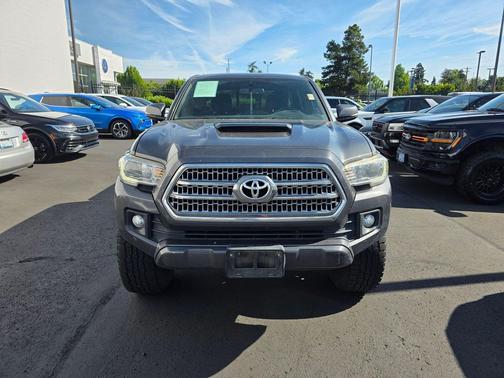 Magnetic Gray Metallic 2016 Toyota Tacoma TRD Sport