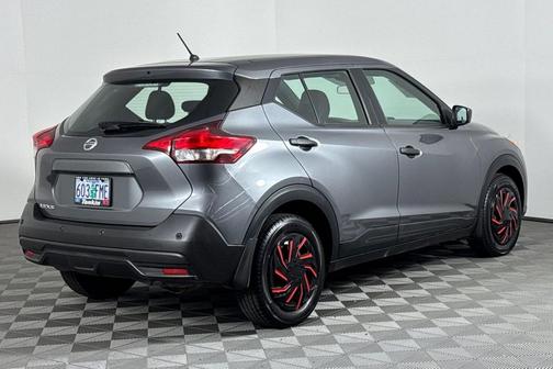 2020 Nissan Kicks S