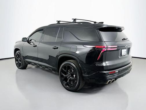 2025 Chevrolet Traverse RS