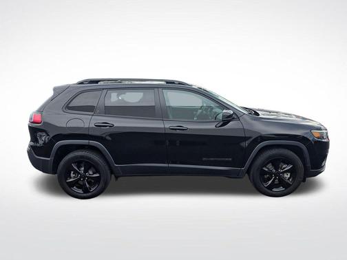 Diamond Black Crystal Pearlcoat 2020 Jeep Cherokee Latitude Plus