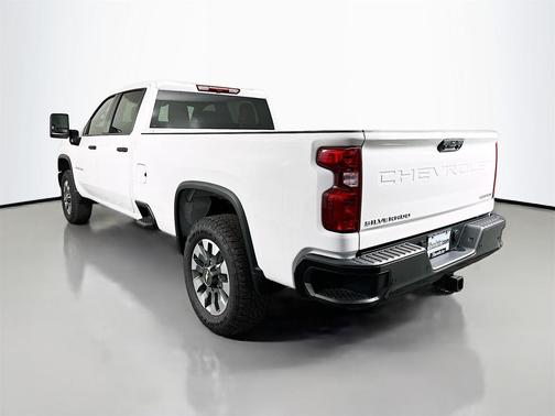 2025 Chevrolet Silverado 2500 Custom