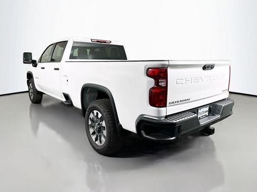 2025 Chevrolet Silverado 2500 Custom