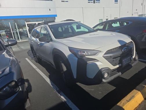 2025 Subaru Outback Premium