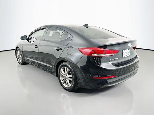 2017 Hyundai ELANTRA Value Edition