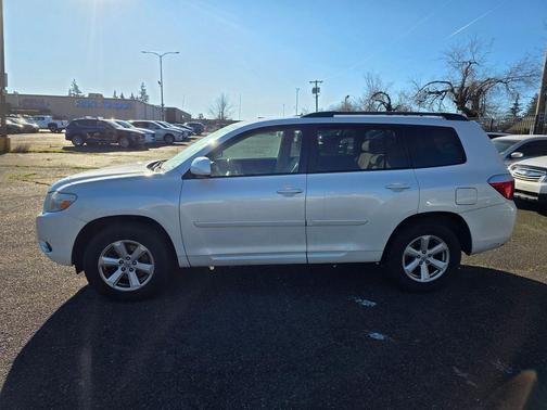 2010 Toyota Highlander SE