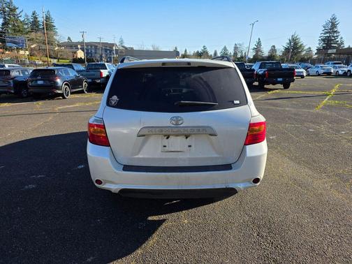 2010 Toyota Highlander SE