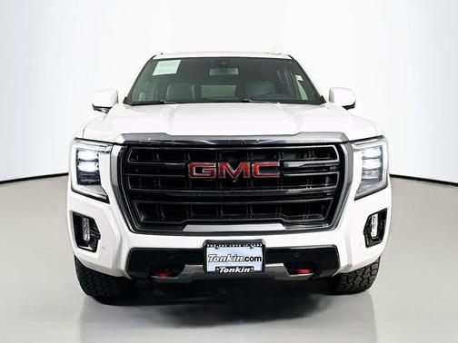 Summit White 2021 GMC Yukon XL 4WD AT4