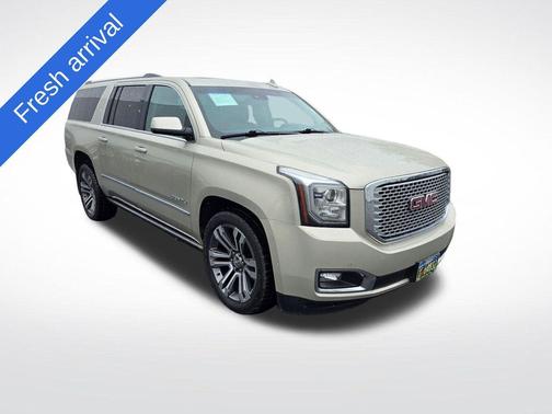 Sparkling Silver Metallic 2017 GMC Yukon XL Denali