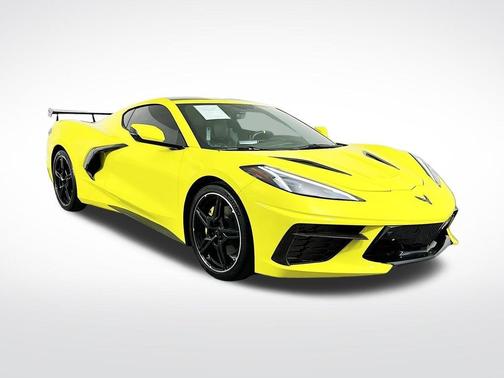 Accelerate Yellow Metallic 2021 Chevrolet Corvette Stingray w/3LT