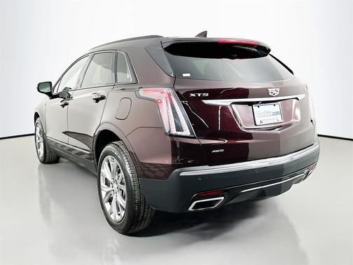 2021 Cadillac XT5 Sport