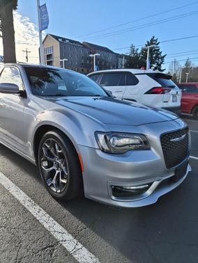 2017 Chrysler 300 S