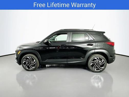 Mosaic Black Metallic 2026 Chevrolet Trailblazer RS