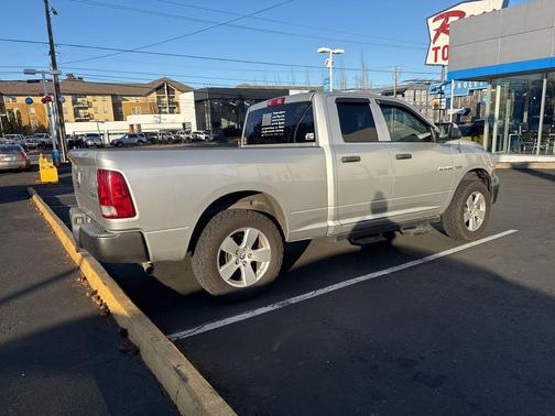 2009 Dodge Ram 1500 ST Quad Cab