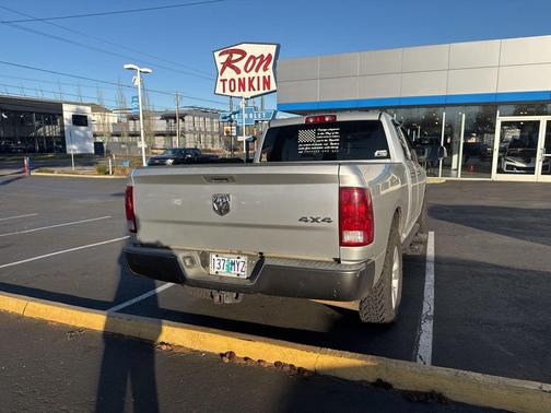 2009 Dodge Ram 1500 ST Quad Cab