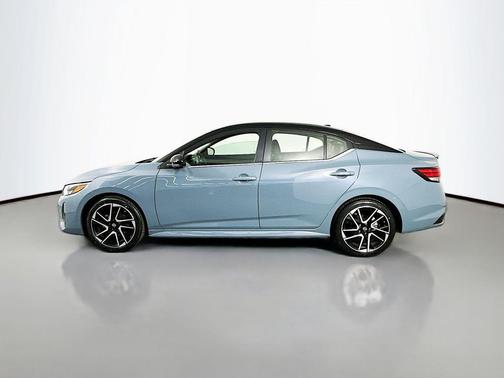 Atlantic Gray Metallic/Super Black 2024 Nissan Sentra SR