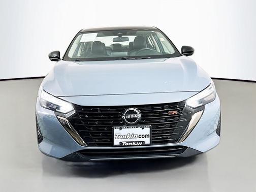 Atlantic Gray Metallic/Super Black 2024 Nissan Sentra SR
