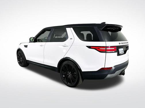 White 2017 Land Rover Discovery HSE LUXURY