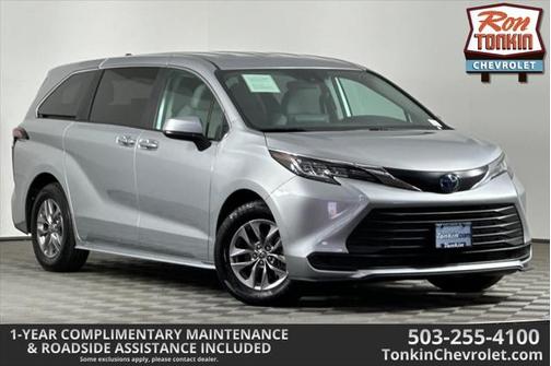2023 Toyota Sienna LE