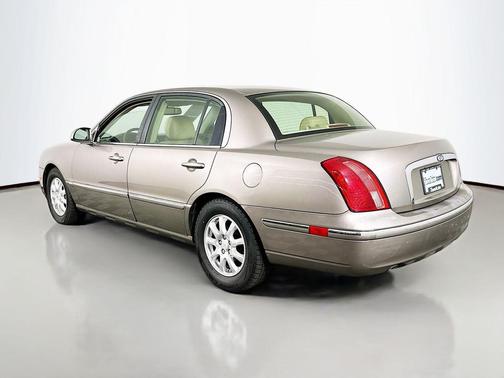 Pewter Beige 2008 Kia Amanti Base