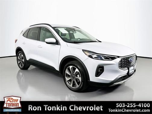 2025 Ford Escape Platinum