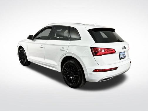 Ibis White 2018 Audi Q5 2.0T Premium