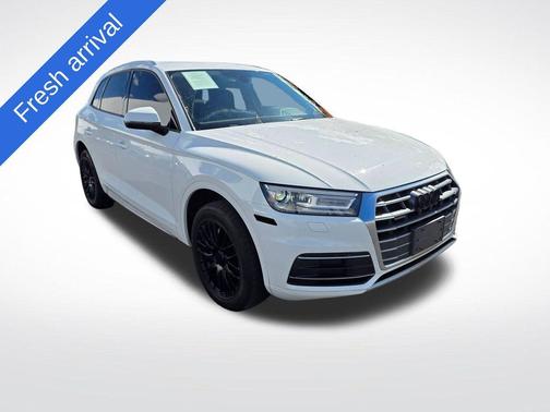 Ibis White 2018 Audi Q5 2.0T Premium