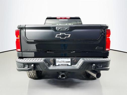 2025 Chevrolet Silverado 2500 4WD Crew Cab Standard Bed ZR2