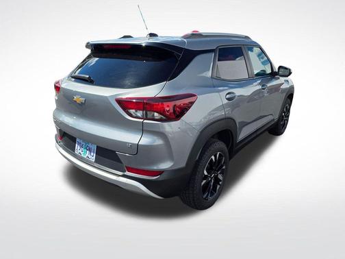 Sterling Gray Metallic 2023 Chevrolet Trailblazer LT