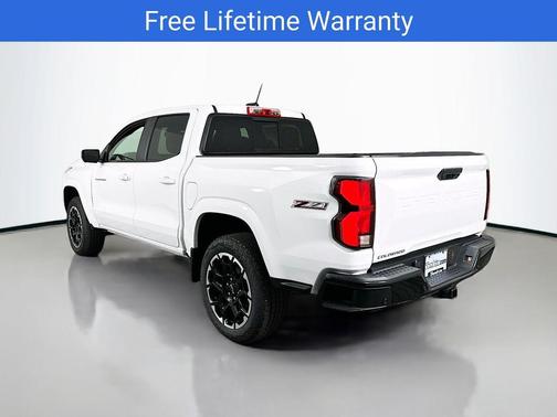 Summit White 2026 Chevrolet Colorado Z71