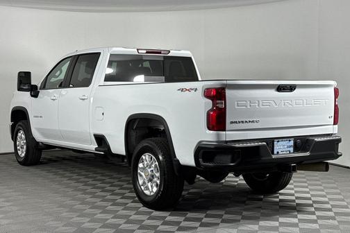 2024 Chevrolet Silverado 3500 LT