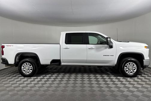 2024 Chevrolet Silverado 3500 LT